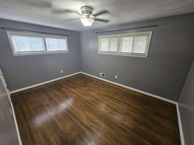 2702 NW Avalon AVE NW, Roanoke, VA 24012