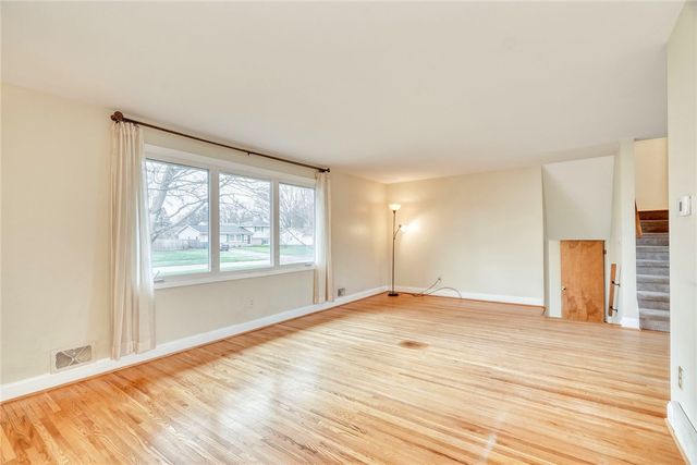 334 Kartes Dr, Greece, NY 14616