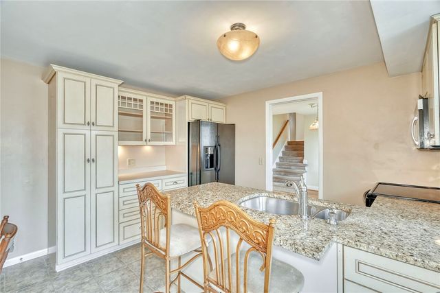 334 Kartes Dr, Greece, NY 14616