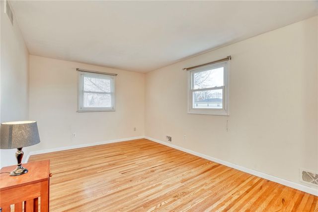 334 Kartes Dr, Greece, NY 14616