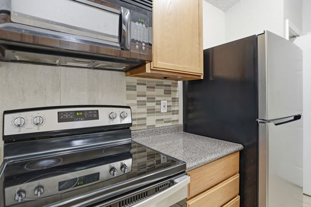 6735 Woodhill Road, Dallas, TX 75217