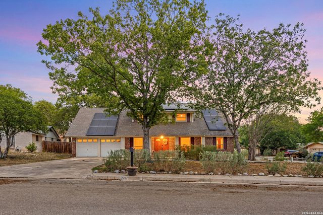 2037 Windy Trl, San Antonio, TX 78232