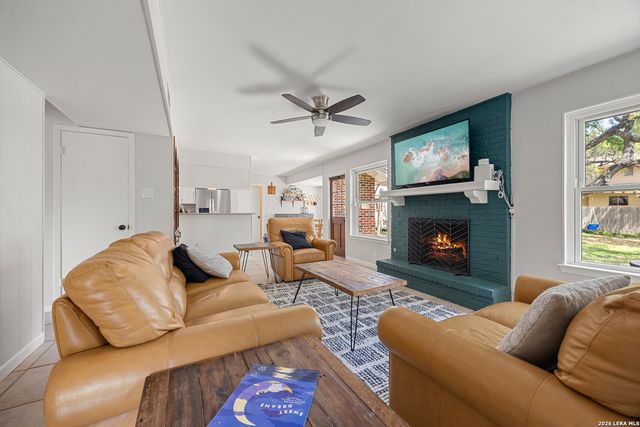 2037 Windy Trl, San Antonio, TX 78232