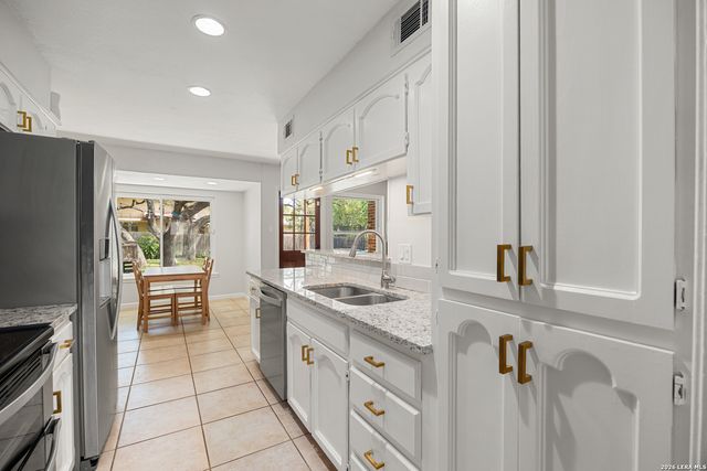 2037 Windy Trl, San Antonio, TX 78232