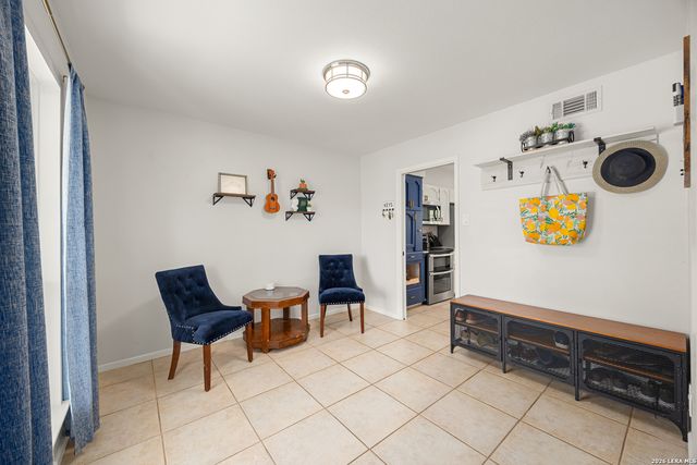 2037 Windy Trl, San Antonio, TX 78232