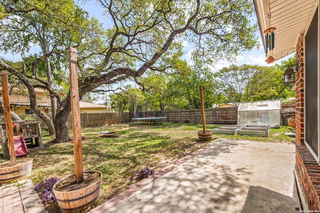 2037 Windy Trl, San Antonio, TX 78232