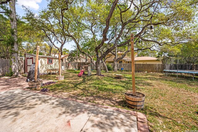 2037 Windy Trl, San Antonio, TX 78232