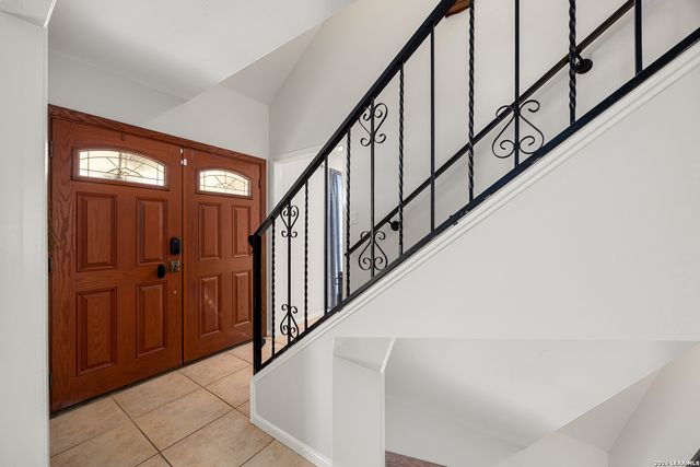 2037 Windy Trl, San Antonio, TX 78232