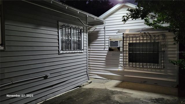 411 AVENUE E SE B, Winter Haven, FL 33880