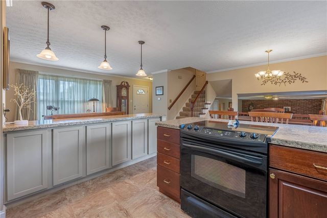 542 Crestgrove Avenue, Vandalia, OH 45377