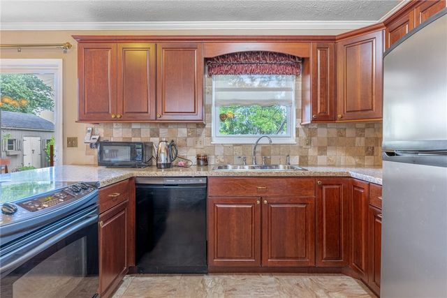 542 Crestgrove Avenue, Vandalia, OH 45377