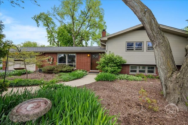 34W246 Giese Road, Batavia, IL 60510