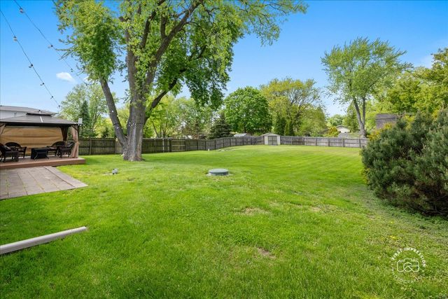 34W246 Giese Road, Batavia, IL 60510