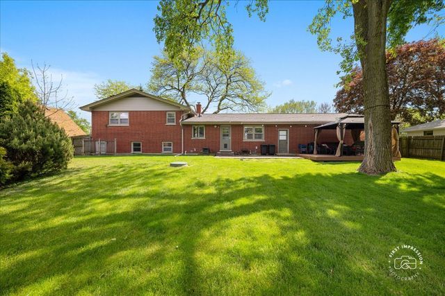 34W246 Giese Road, Batavia, IL 60510