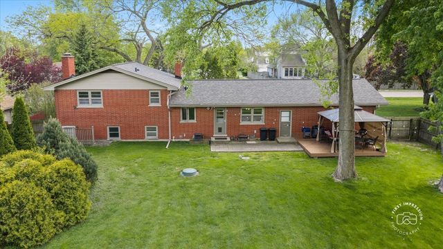 34W246 Giese Road, Batavia, IL 60510