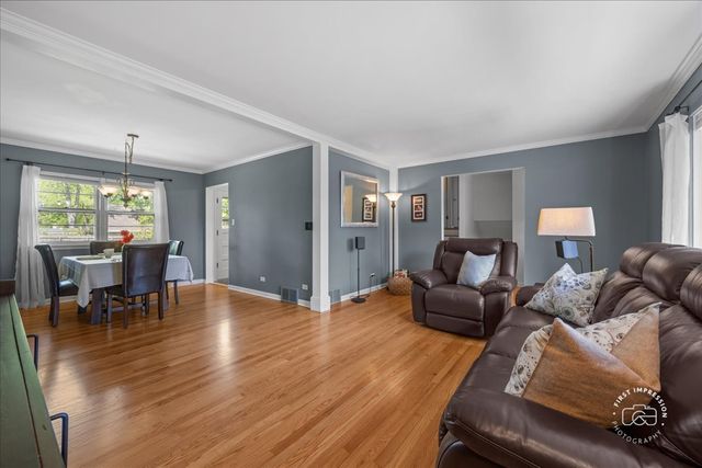 34W246 Giese Road, Batavia, IL 60510