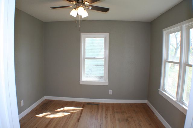 1408 Helen St, Augusta, KS 67010