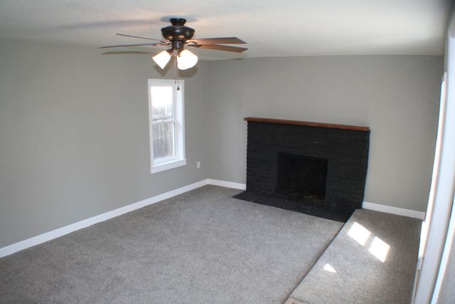 1408 Helen St, Augusta, KS 67010