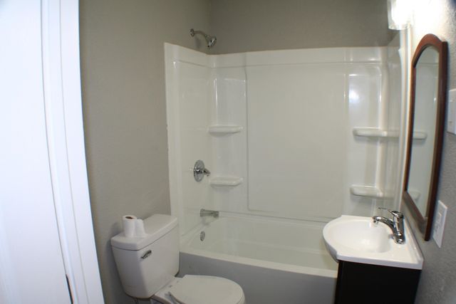 1408 Helen St, Augusta, KS 67010