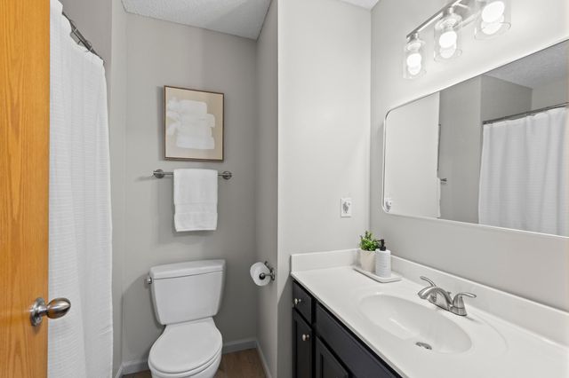 2998 Asarum Court, Shakopee, MN 55379