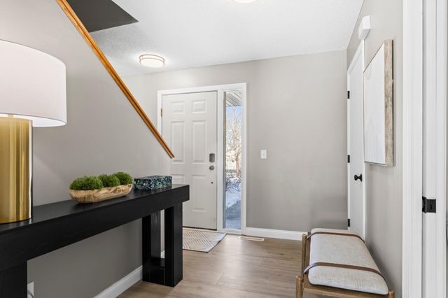 2998 Asarum Court, Shakopee, MN 55379