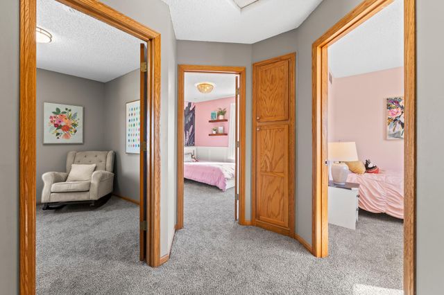 2998 Asarum Court, Shakopee, MN 55379