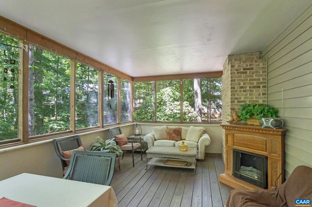 2 WHIPPOORWILL LN, Palmyra, VA 22963