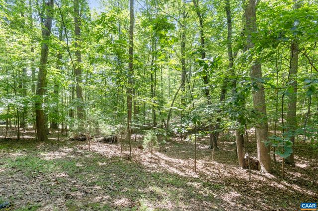 2 WHIPPOORWILL LN, Palmyra, VA 22963