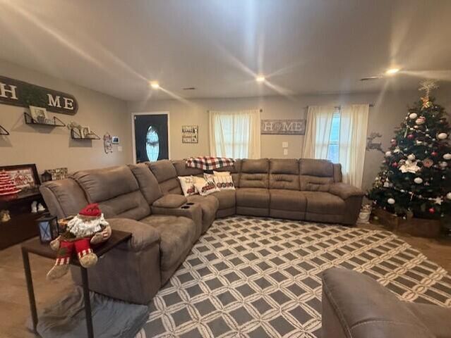 400 Barr West Drive, Cabool, MO 65689