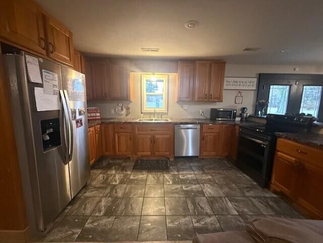 400 Barr West Drive, Cabool, MO 65689