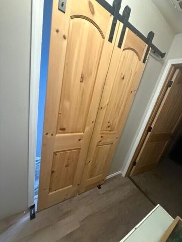 400 Barr West Drive, Cabool, MO 65689