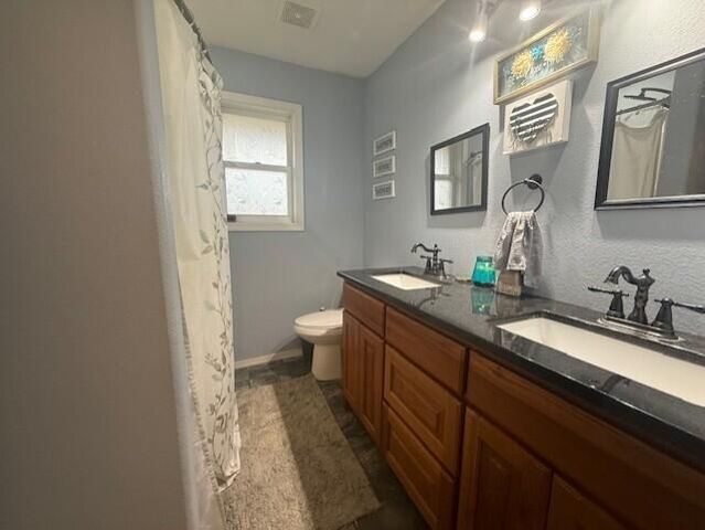 400 Barr West Drive, Cabool, MO 65689