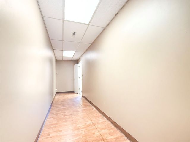 8365 University Boulevard A, Clive, IA 50325