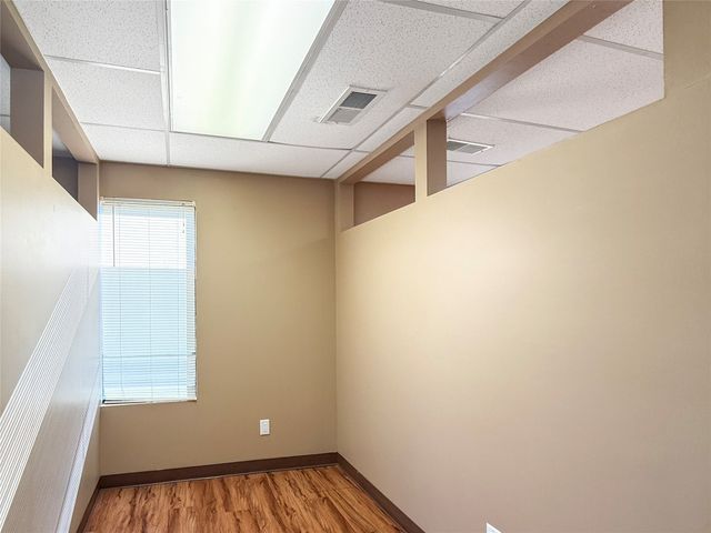 8365 University Boulevard A, Clive, IA 50325