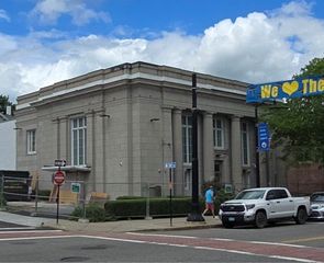 699 Washington St, Norwood, MA 02062