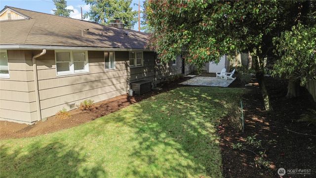 13054 30th Avenue NE, Seattle, WA 98125