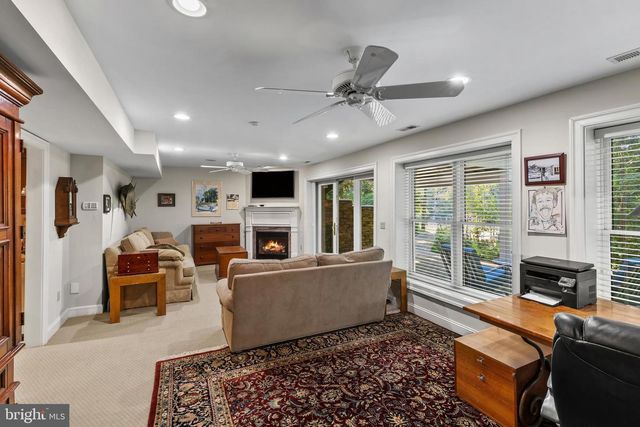 2656-A QUEEN ANNE CIR, Annapolis, MD 21403