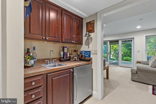 2656-A QUEEN ANNE CIR, Annapolis, MD 21403