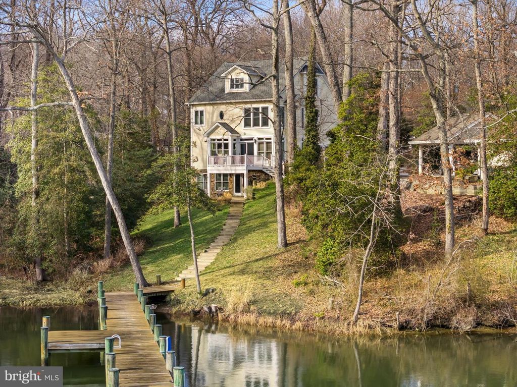 2656-A QUEEN ANNE CIR, Annapolis, MD 21403