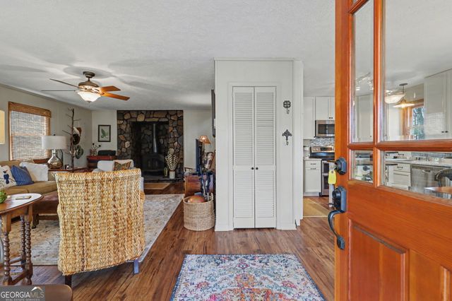 187 Evans Creek Road, Scaly Mtn, NC 28775