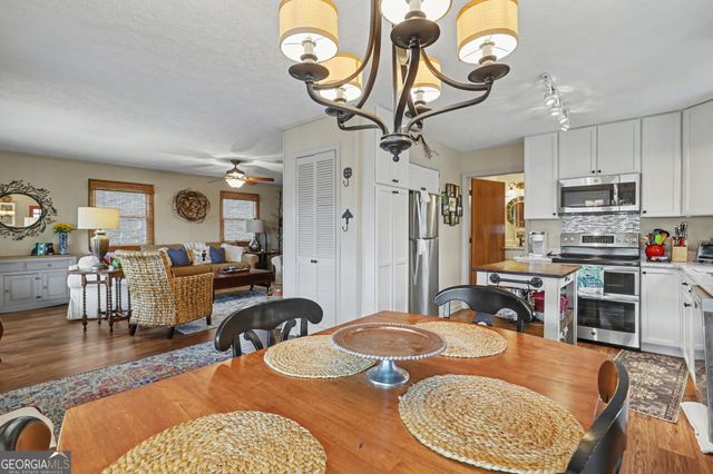 187 Evans Creek Road, Scaly Mtn, NC 28775