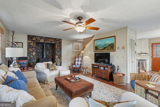 187 Evans Creek Road, Scaly Mtn, NC 28775