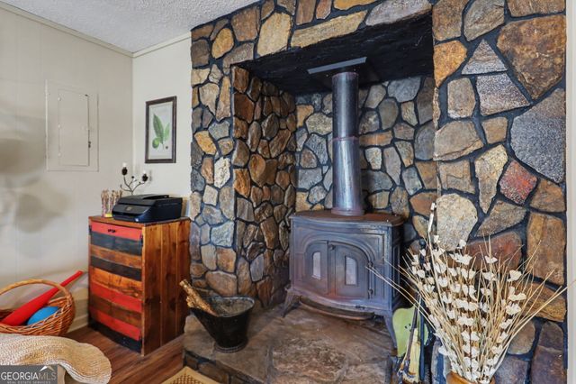 187 Evans Creek Road, Scaly Mtn, NC 28775