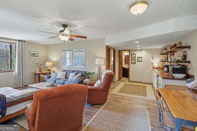 187 Evans Creek Road, Scaly Mtn, NC 28775