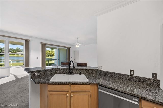 223 Stanhope CIR, Naples, FL 34104