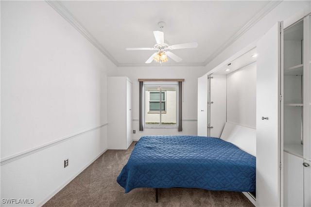 223 Stanhope CIR, Naples, FL 34104