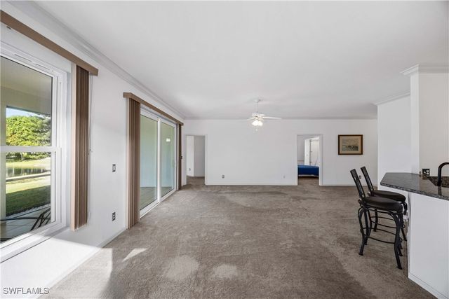 223 Stanhope CIR, Naples, FL 34104