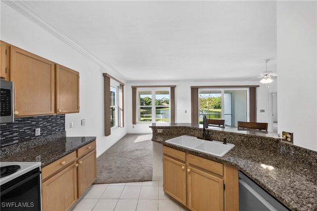 223 Stanhope CIR, Naples, FL 34104