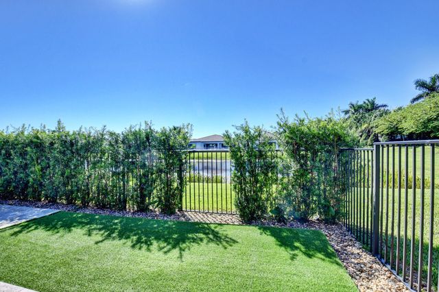 8870 Skyward Street, Boca Raton, FL 33496