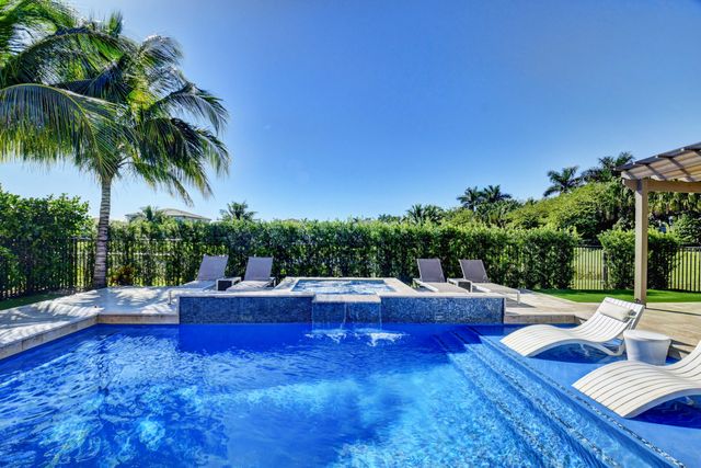 8870 Skyward Street, Boca Raton, FL 33496